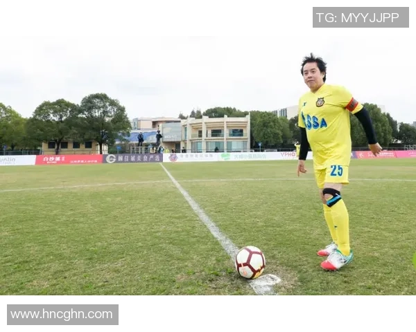 哈兰德球服热销背后的故事与足球明星的魅力解析